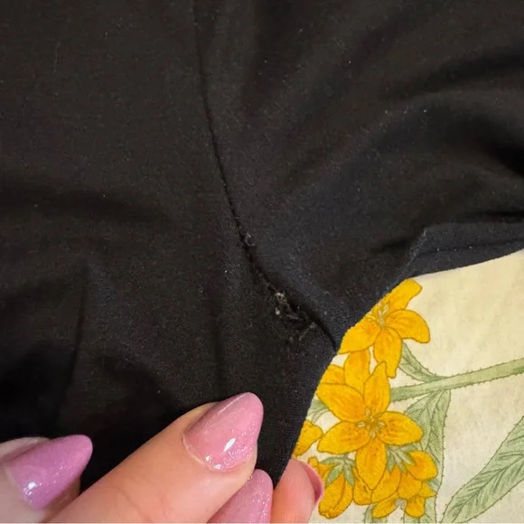 H&M Deep V-Neck Black Bodysuit - Picture 4 of 5